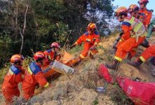 岑溪一轎車墜坡 梧州消防緊急營救轉移-岑溪生活—站式岑溪本地生活服務平臺 www.liuxuelu.cn